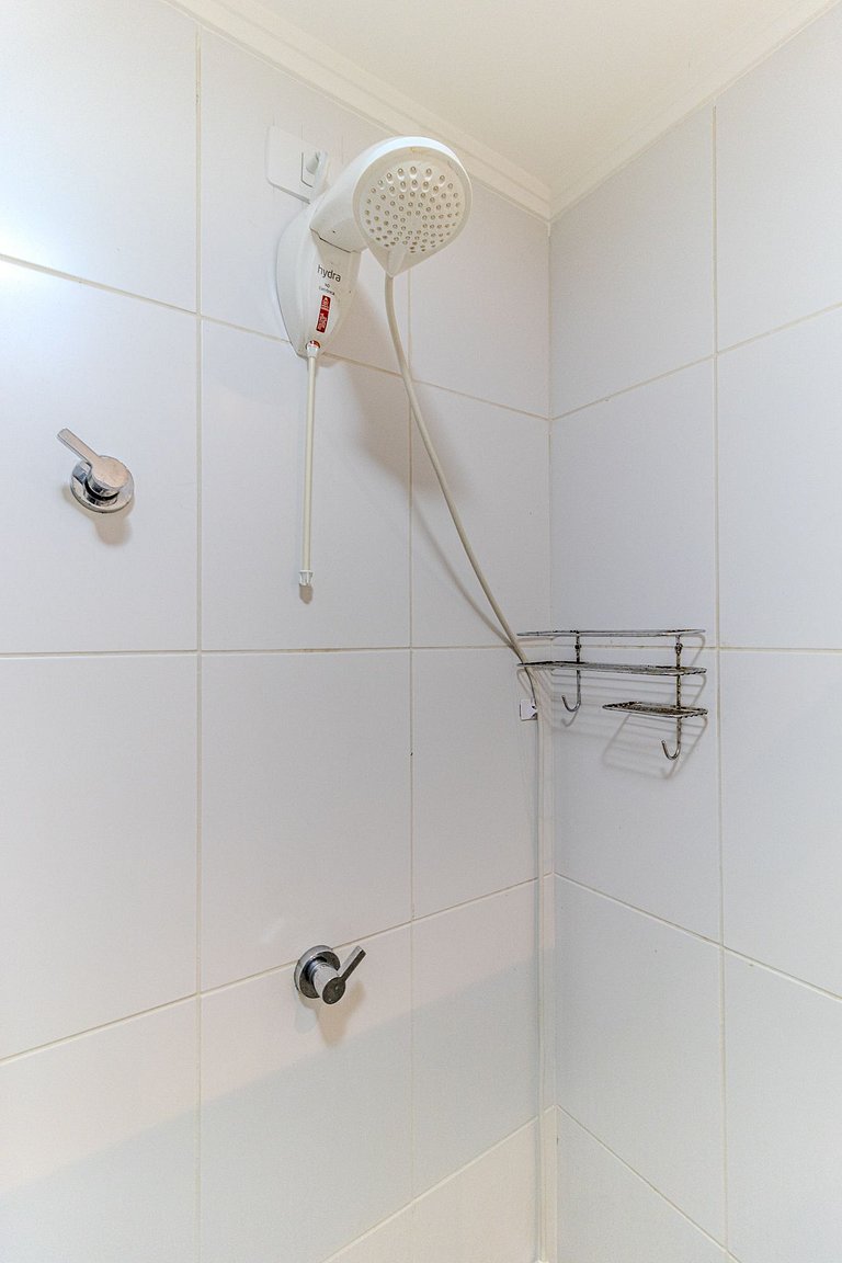 Lindo studio bem perto do bolsão das compras