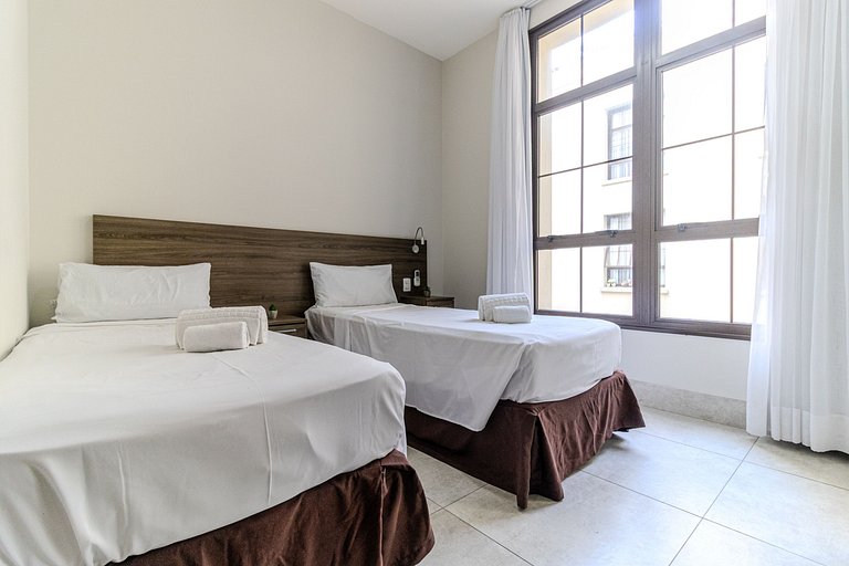 Lindo studio bem perto do bolsão das compras