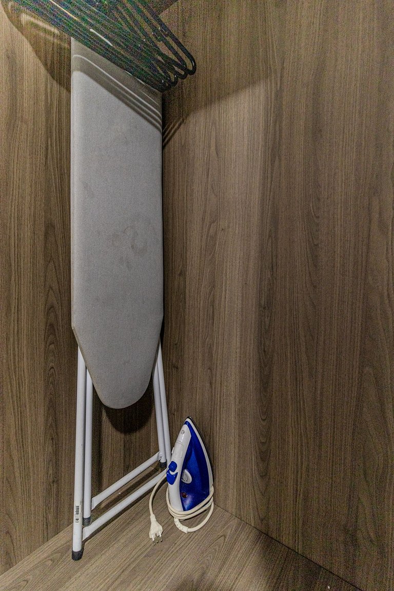 Lindo studio bem perto do bolsão das compras