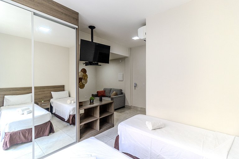 Lindo studio bem perto do bolsão das compras